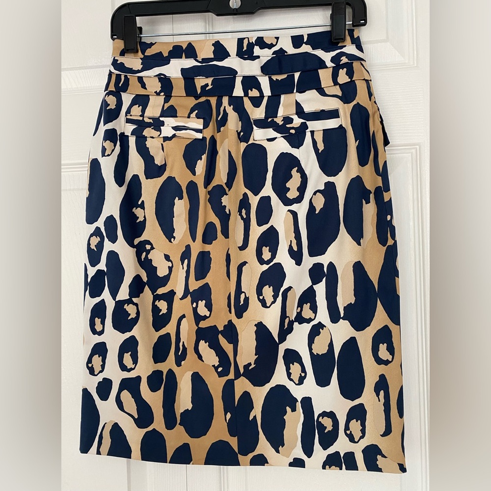 Diane von Furstenberg DVF Skirt Silk Pencil Leopard Print Sand/Navy NWT size 8 - Picture 3 of 12